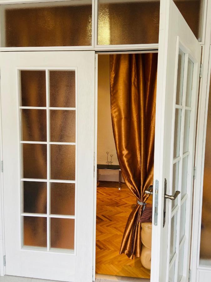 Right In The Heart Of Podgorica! Apartamento Exterior foto